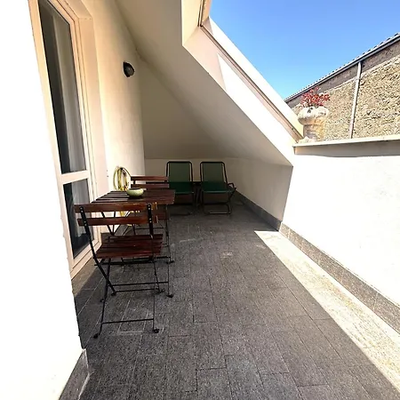Attico Con Terrazza - Penthouse With Terrace - Palazzo San Matteo *